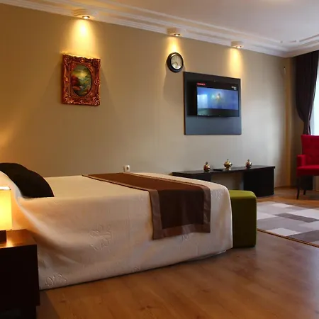 Lena Flats Апарт-отель 4*