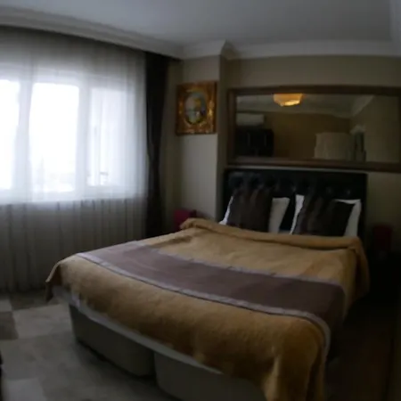 Апарт-отель Lena Flats